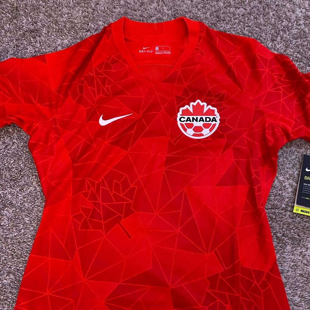 Women’s Canadian soccer jersey